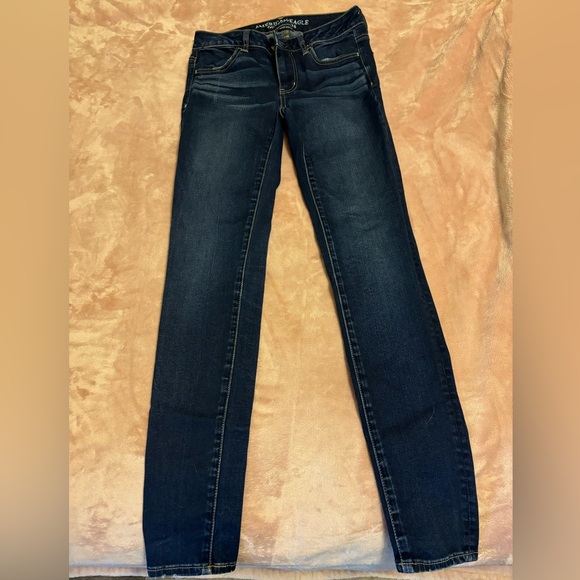 American Eagle Women’s Jeans - Picture 2 of 4